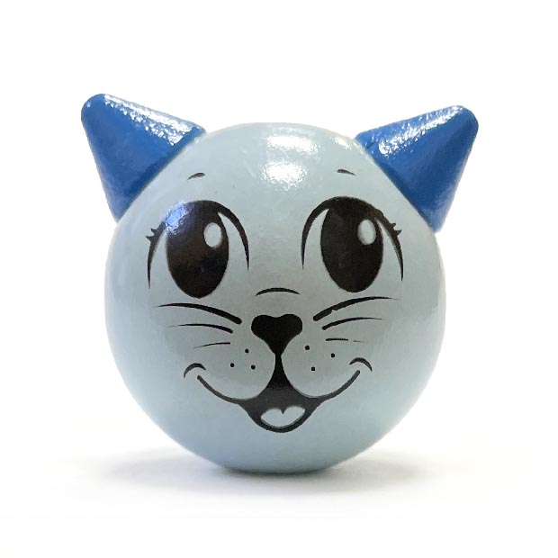 Кошка нежно голубая