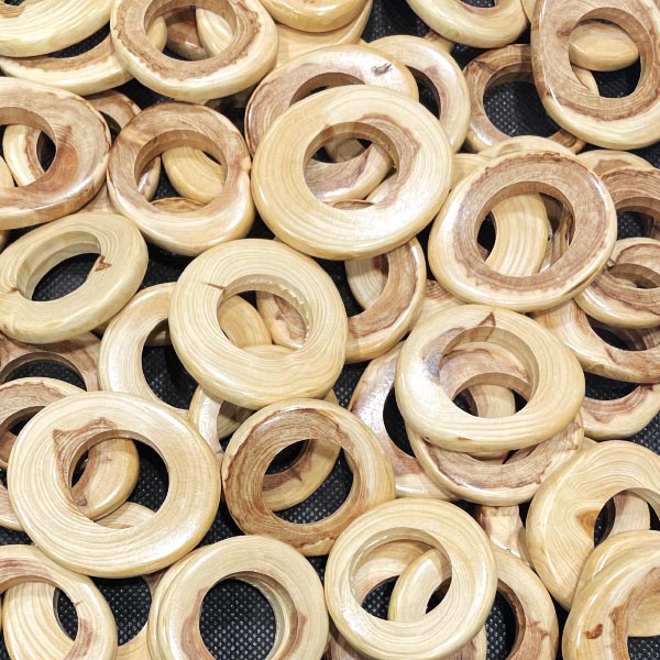 Подвеска с отверстием Д 22 мм.  можжевеловая (13151)