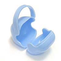 Контейнер Голубой для пустышки с ручкой - интернет-магазин Detkidetki.ru