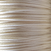 Шнур атласный бежевый 1 метр