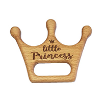 Корона с надписью на английском из бука